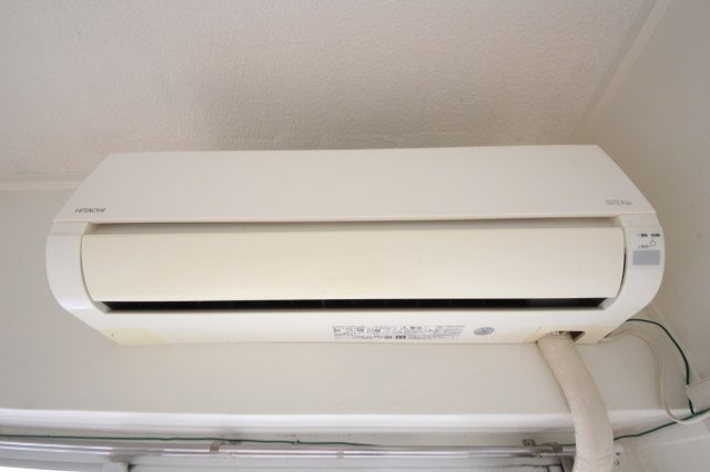 ビレッジハウス奈良部2号棟の設備|エアコンです