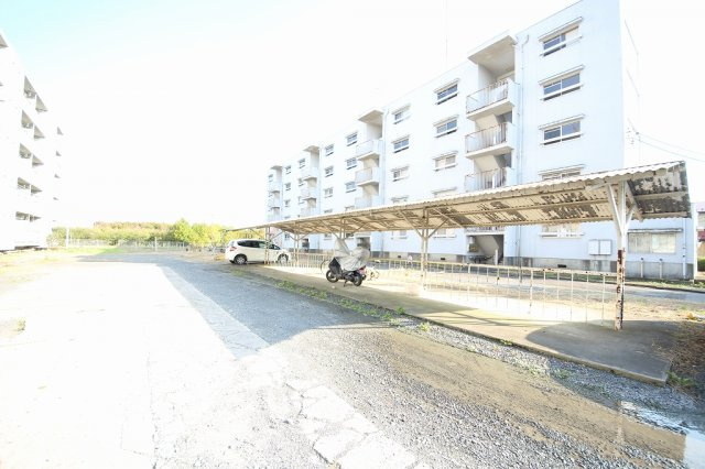 ビレッジハウス奈良部2号棟のその他共用部分|自転車置き場