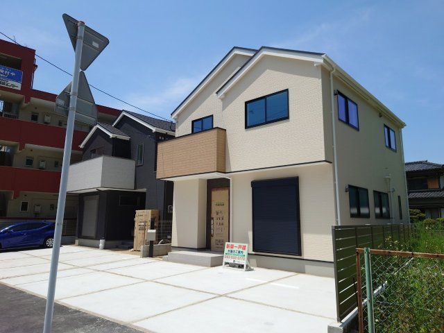 ケイアイ Fit－フィット－小倉南区下城野2丁目3期　【小倉南区　新築戸建て】の駐車場|駐車スペースは広々並列３台可能♪　【小倉南区　新築戸建て】