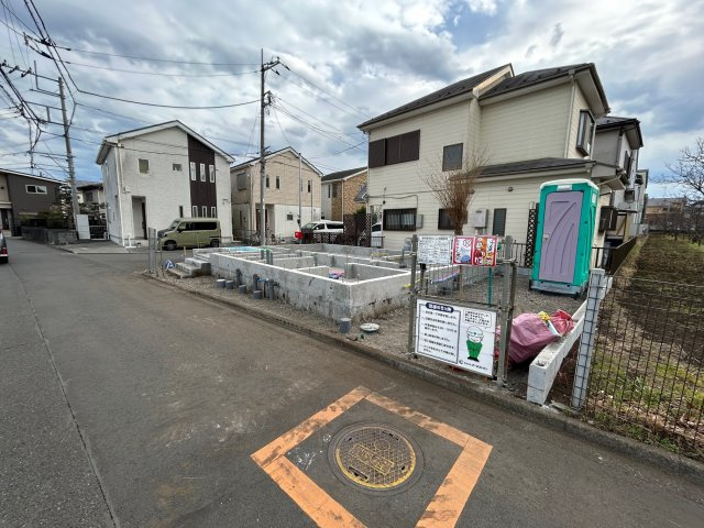 田名新築未公開1棟の前面道路含む現地写真
