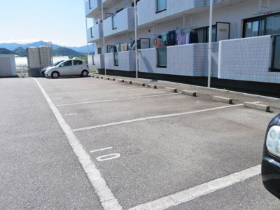 【駐車場】 | ユーミーマンションアルファ