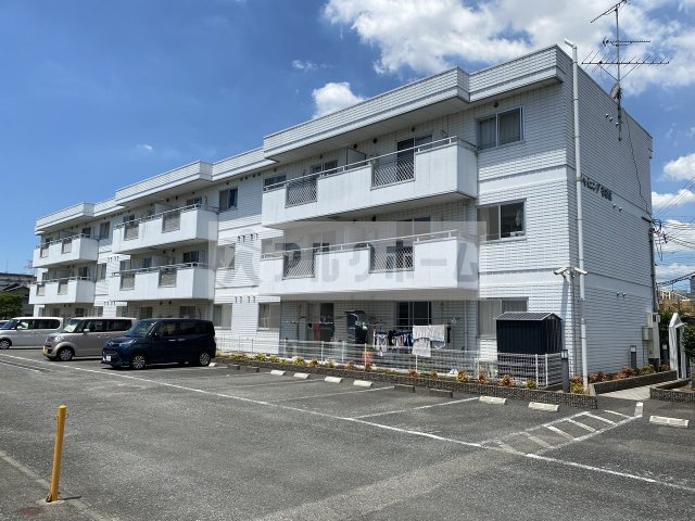 シャイニング壱番館の外観