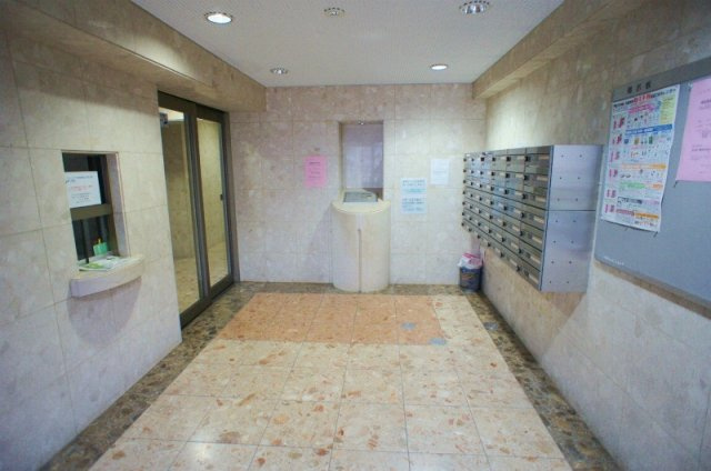 FLEX久留米駅前【キャッシュバック対象】のロビー|清潔なロビーです