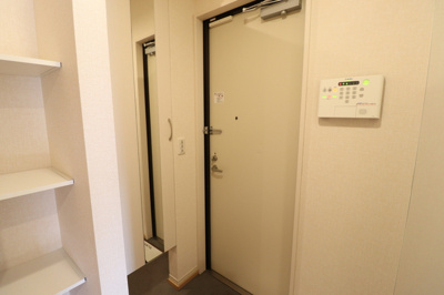 【玄関】 | 匠乃館C | 収納もある玄関です
