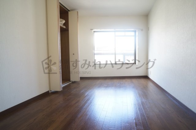 サンハイツ坂末の洋室