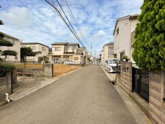 【前面道路含む現地写真】