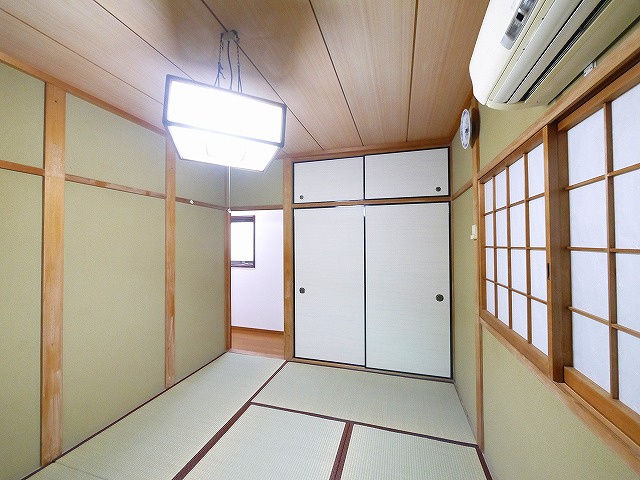 二名３丁目貸家の和室|ゆったりとくつろげる和室です