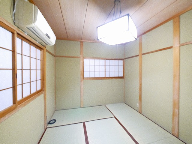 二名３丁目貸家の和室|和室があれば、来客や子供用のスペースとして活躍します