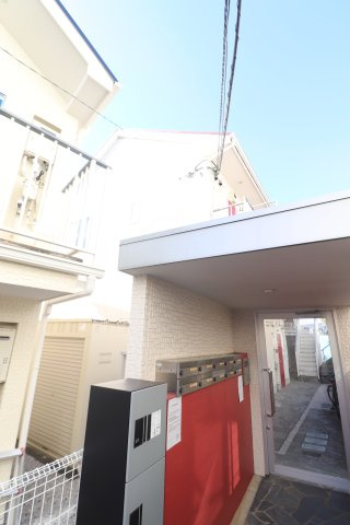 リヴィエールランドルージュのエントランス