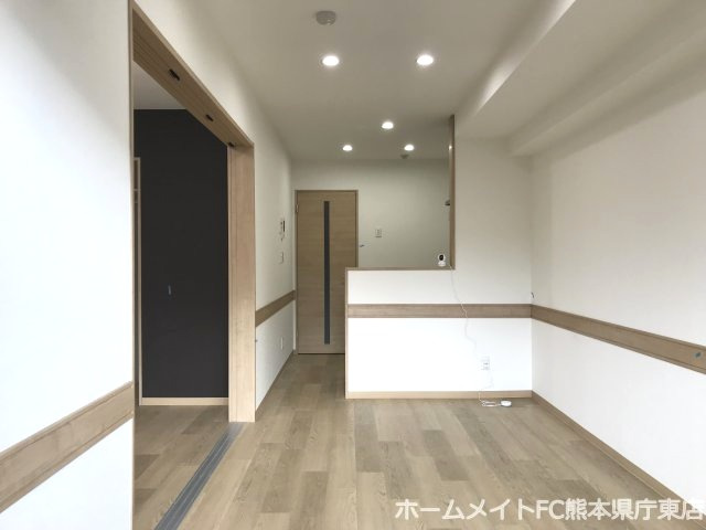 プレステージア本荘の居間・リビング