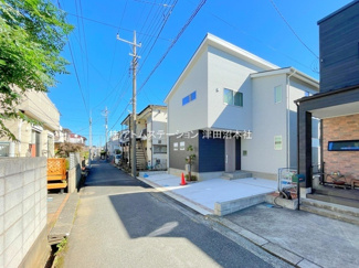 【前面道路含む現地写真】