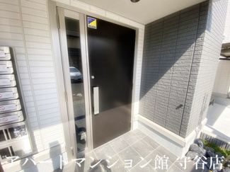 【エントランス】
