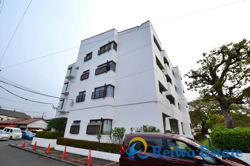 茅ヶ崎宮ノ前ハイツ　1号棟の外観