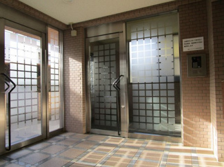 【エントランス】