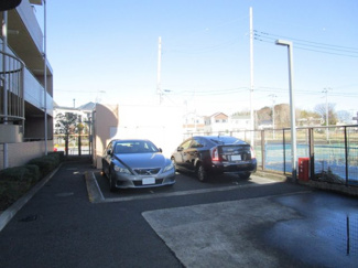 【駐車場】