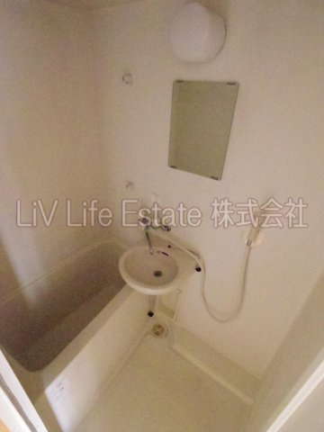 サンクレスト小平の浴室