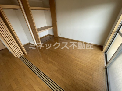 【トイレ】 | フェニックスマンションB | 同タイプのお部屋の写真。現況を優先します。