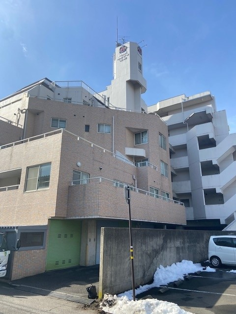 信開ドヌール松本の外観