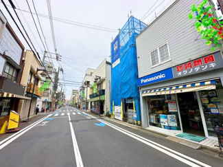 【前面道路含む現地写真】