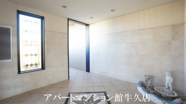 サーフライダーのロビー