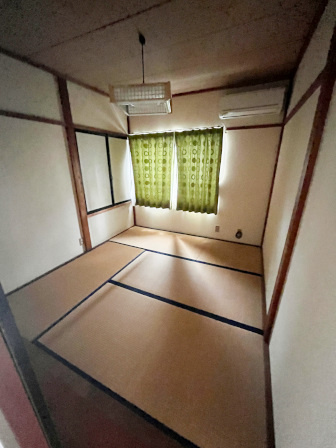 十軒町東洋店舗の和室