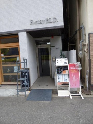 【エントランス】 | KONA　TENMABASHI