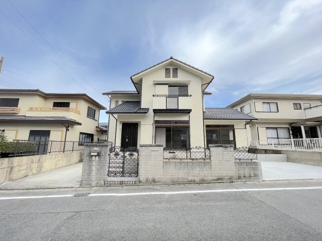 西片江２丁目戸建ての外観