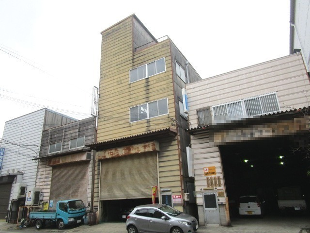 大阪市西成区南津守５丁目の工場