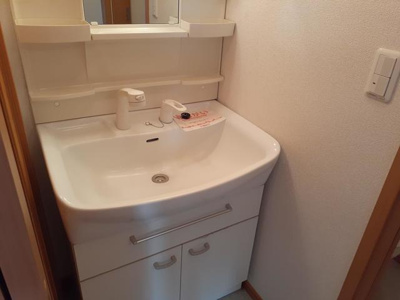 【洗面所】 | レジェンド・アイ