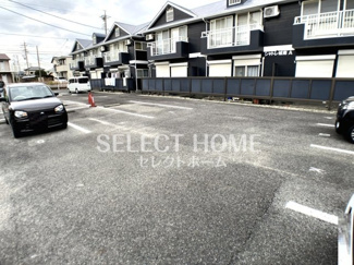 【駐車場】 | 駐車場があるので、車を買う予定の方も安心です