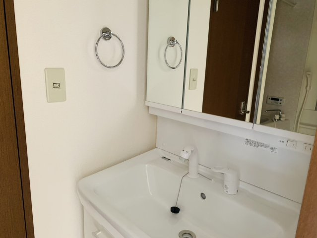 【洗面所】 | ルーチェスタジョーネ | ワイドな洗面台