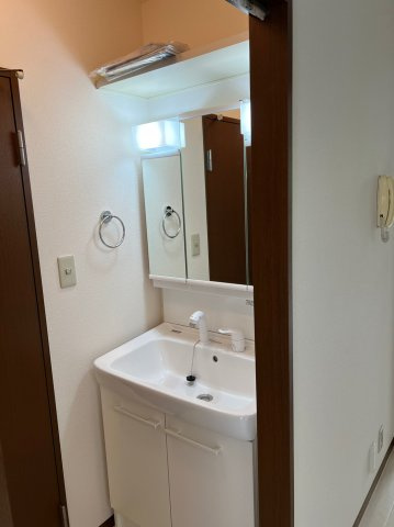 【洗面所】 | ルーチェスタジョーネ | ワイドな洗面台