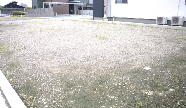 若葉町エコタウンの外観