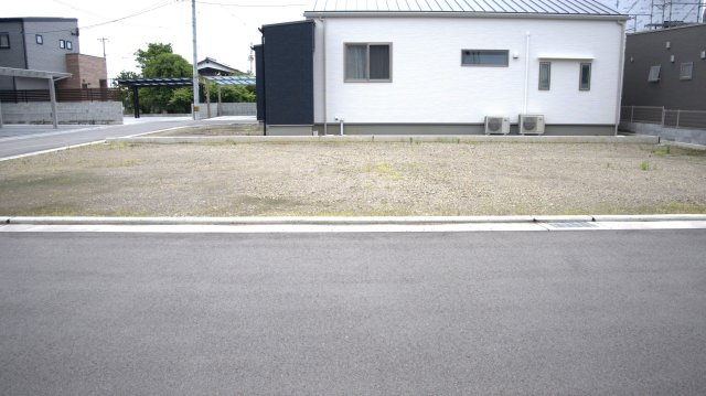 若葉町エコタウンの外観