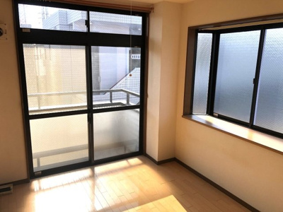 【寝室】 | フローレス七番館