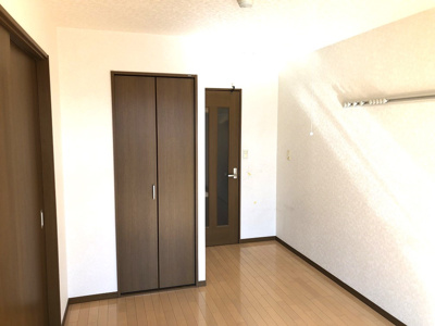 【洋室】 | フローレス七番館