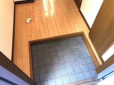 【玄関】 | フローレス七番館