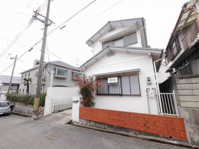 本山北町戸建の外観