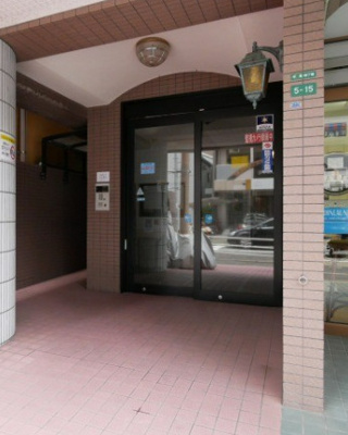 【エントランス】 | 仲介手数料０円！HPに初期費用掲載！「プライスホーム」で検索！日之出ビル第2平尾