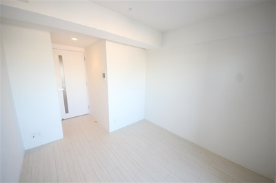 【洋室】 | エスリード弁天町ベイコート