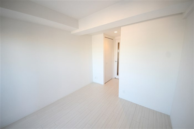 【洋室】 | エスリード弁天町ベイコート