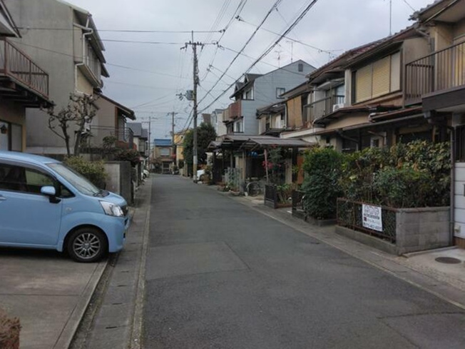 【前面道路含む現地写真】 | 山科区音羽八ノ坪　中古テラスハウス