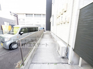 【エントランス】 | ※同一仕様写真