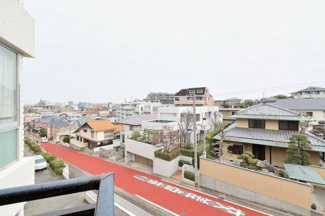 【展望】 | 周辺に高い建物・視界を遮る建物がないので眺望◎日当り風通しもGOOD♪