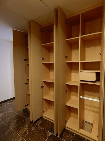 港区三田２丁目の賃貸マンションのその他|シューズボックス