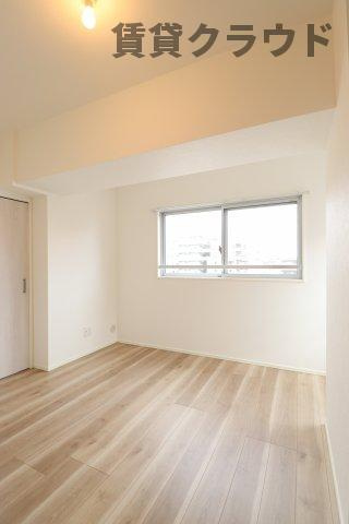 ミリアビタＮｏ．３９の寝室|広くて明るい寝室