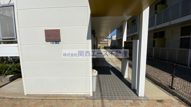 【エントランス】 | レオパレスソレイユⅢ