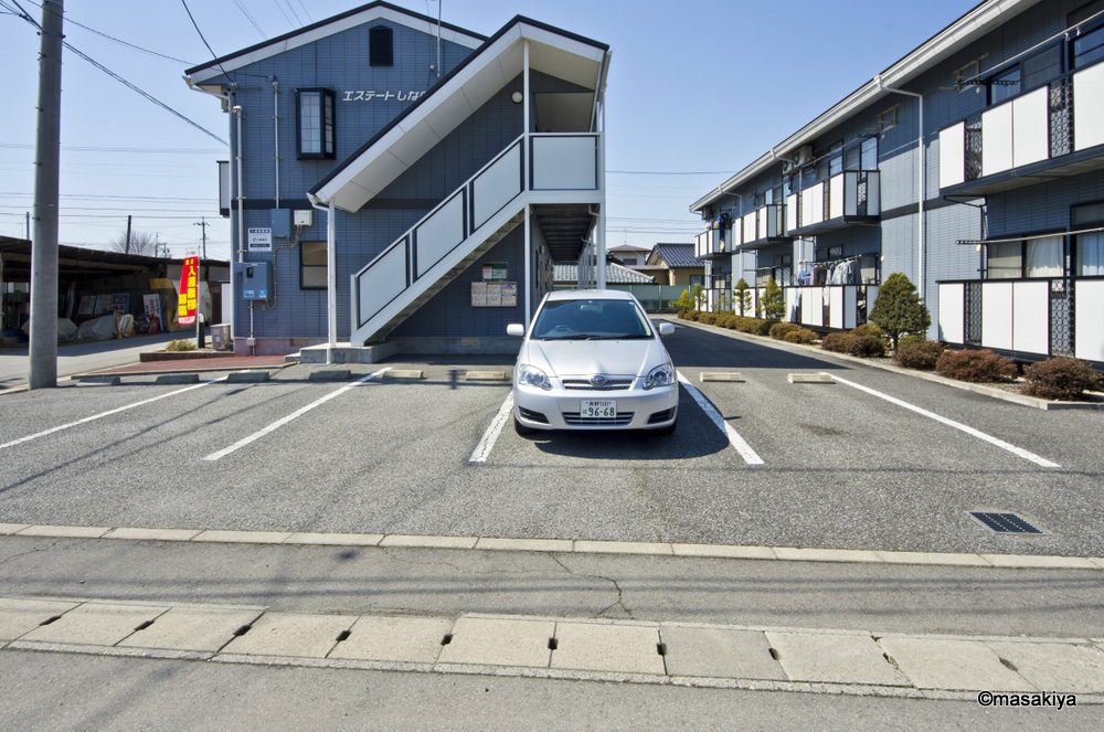 エステートしなのの駐車場|駐車場