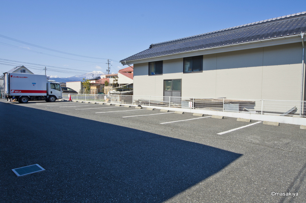 エステートしなのの駐車場|駐車場