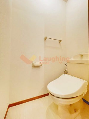 【トイレ】 | エトワールA棟 | 落ち着いたトイレです